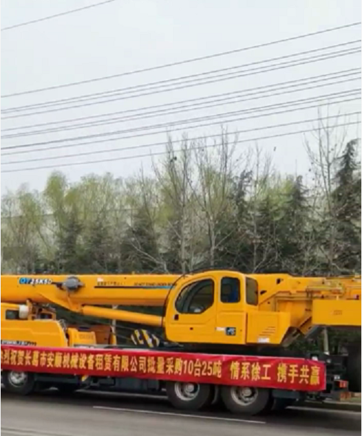 徐工QY25K5D-3起重機(jī)批量交付長(zhǎng)葛市安順吊裝